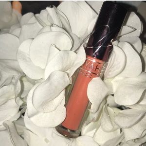 MAC EXCLUSIVE AALIYAH COLLECTION